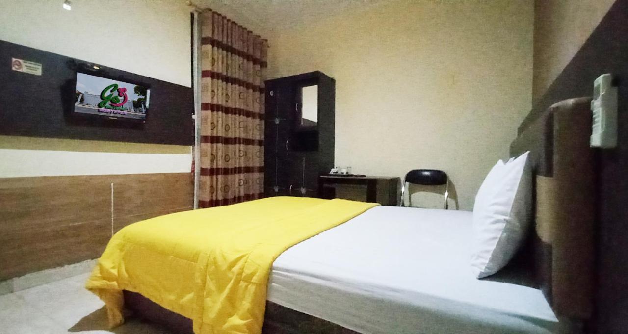 Hotel Syariah Gs Heritage, Kota Metro Экстерьер фото